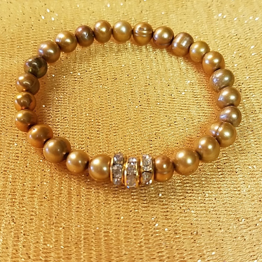 Stretch Freshwater Pearl Bracelet